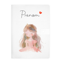 Charger l&#39;image dans la galerie, Protège carnet de santé personnalisable &quot;Princesse&quot;