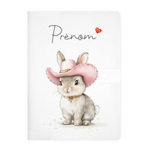 Charger l&#39;image dans la galerie, Protège carnet de santé personnalisable &quot;Lapin cowgirl&quot;