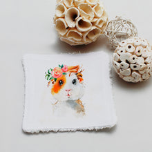 Charger l&#39;image dans la galerie, Lingette lavable oekotex, illustration cochon d&#39;inde fleurs | Bout&#39;D&#39;Chou