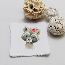 Charger l&#39;image dans la galerie, Lingette lavable oekotex, illustration raton laveur avec fleurs | Bout&#39;D&#39;Chou